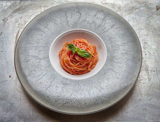 spaghetti al pomodoro di Peppe Guida