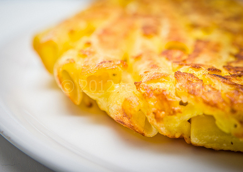 Frittata di pasta patate e provola