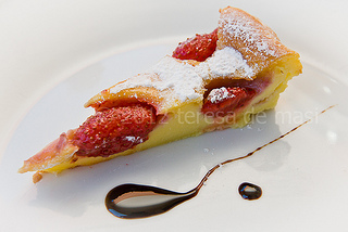 Clafoutis di fragole (o flognarde, come dir si voglia)