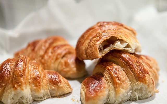 Croissants sfogliati francesi