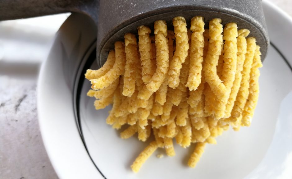 come si preparano i passatelli in brodo