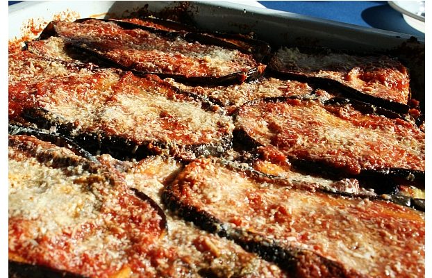 Ricetta della parmigiana di melanzane dietetica