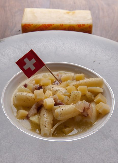 Pasta e patate all'Emmentaler DOP