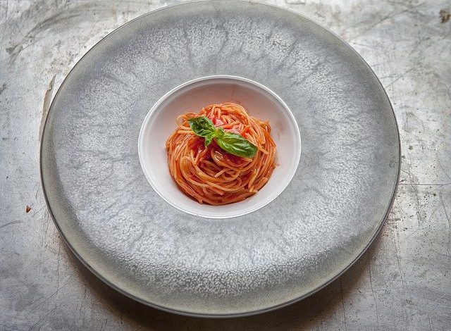 spaghetti al pomodoro di Peppe Guida