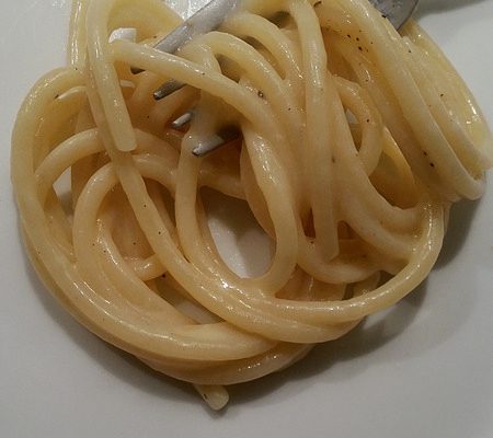 Spaghetti cacio e pepe