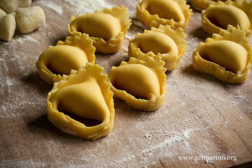 Tortelloni di ricotta emiliani