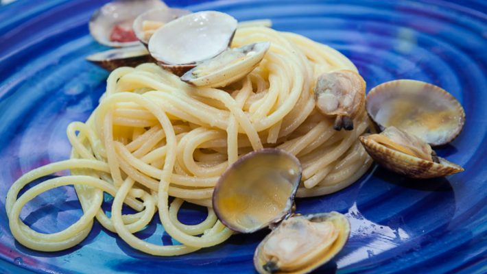 spaghetti o vermicelli alle vongole